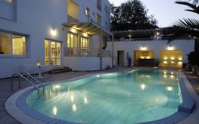 Filoxenia Apartments